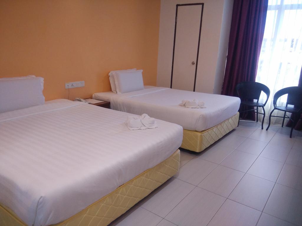 Mny Hotel & Resort Kampung Teluk Nipah Exterior foto